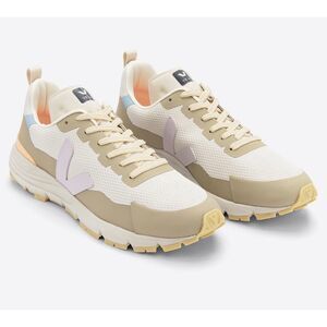 Veja Dekkan Alveomesh Sneaker Womens Sz 40/ US 9, $155